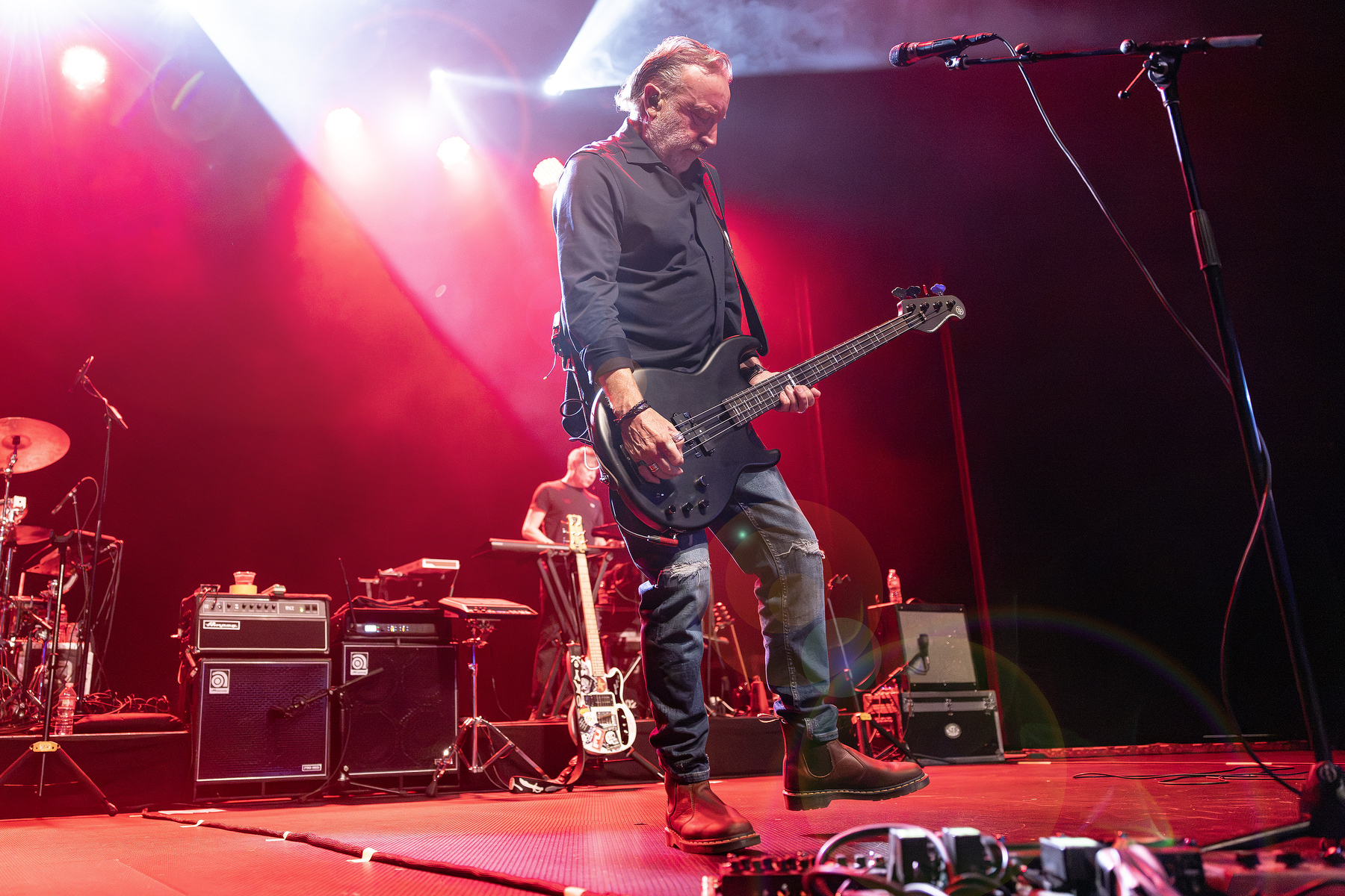 Peter Hook and the Light